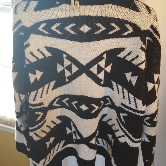 Chunky Printed Cardigan - Picture 5 of 5